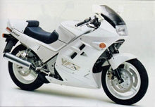 Carica immagine nel visualizzatore della Galleria, Honda VFR750F 88  4.jpg
